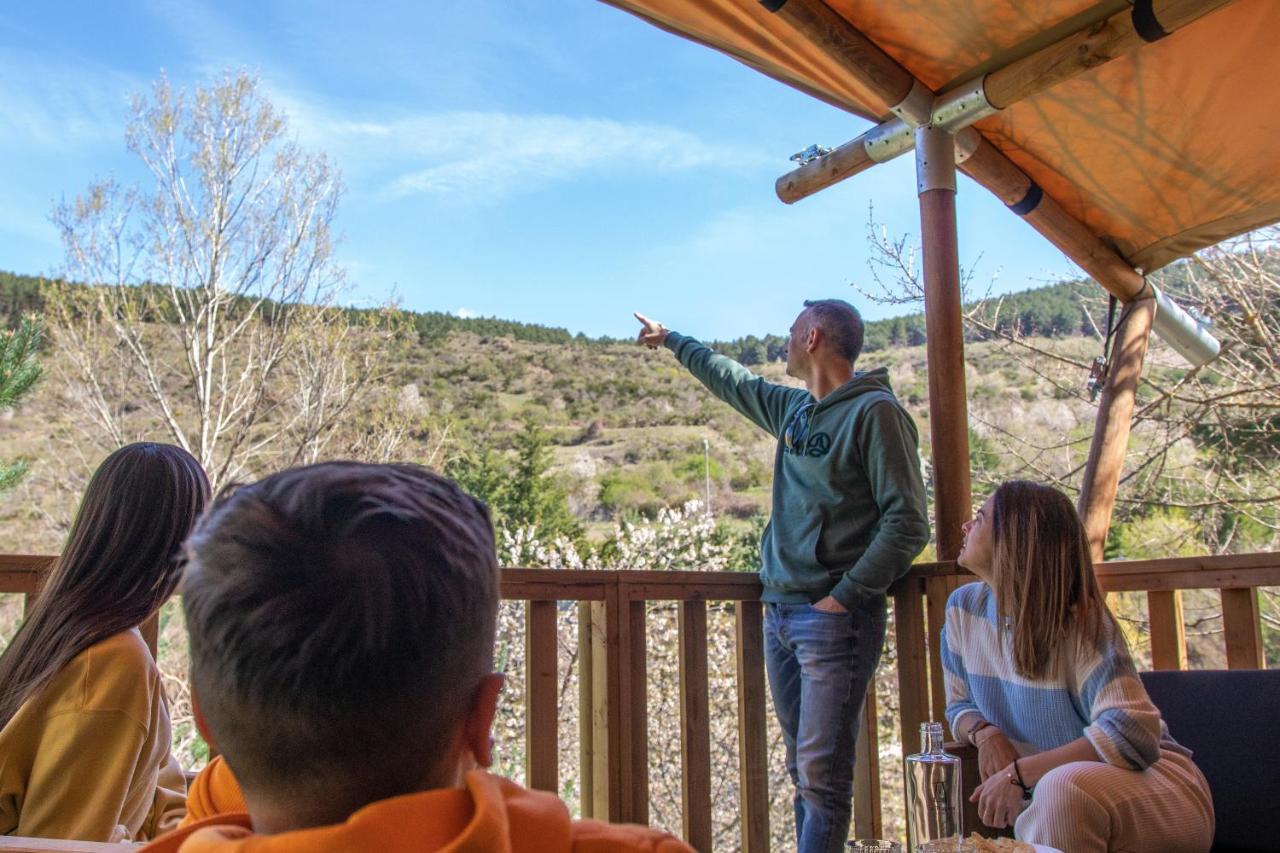 Camping Resort La Trapera Pradoluengo エクステリア 写真